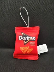 Doritos Nacho Queso Colgante Adorno de Navidad Felpa Irrompible Nuevo Suave - Imagen 1 de 4