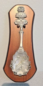 Olympic Games 1988 Seoul Korea Commemorative Spoon W/ Wooden Holder - Picture 1 of 6