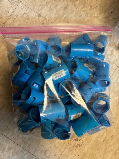 43 acoplamientos otorrinolaringológicos "Smurf" Carlon de 3/4 pulgadas - A240E - NUEVO Foto 1 de 1