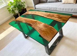 Smaragdgrüner Harz-Couchtisch, Live Edge Holzakzentmöbel - Bild 1 von 11