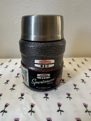 Tarro de comida aislado al vacío de acero inoxidable THERMOS Sportsman 16 oz con cuchara H/C Foto 1 de 4