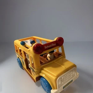 Playmates School Bus And One Driver And 5 Passengers Circa 1986 - Picture 1 of 10