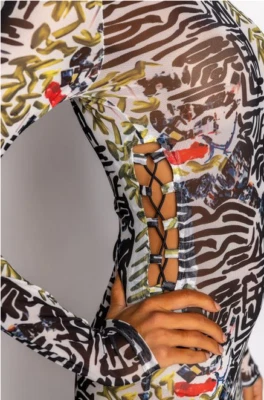 NUEVO MINI VESTIDO de malla estampado multicolor talla 3X AKIRA Foto 1 de 4