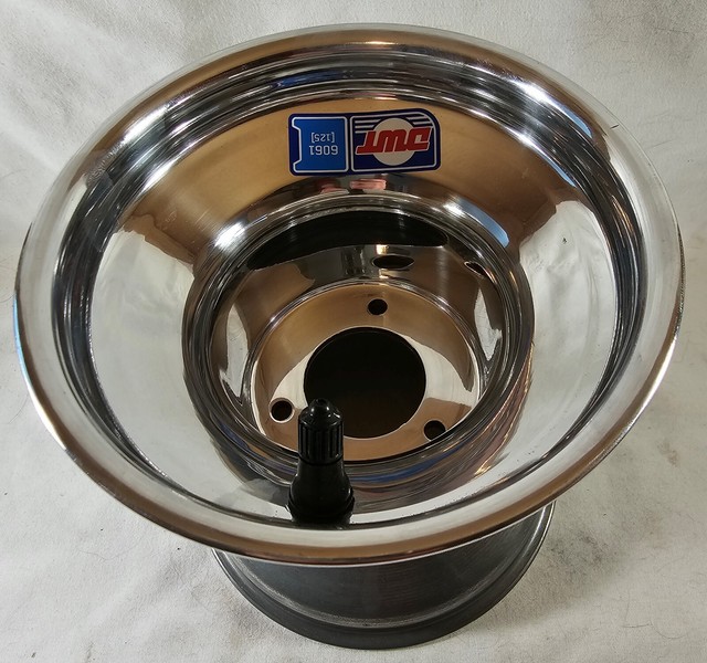 Douglas Aluminum Wheels Garden Tractor | Fasci Garden