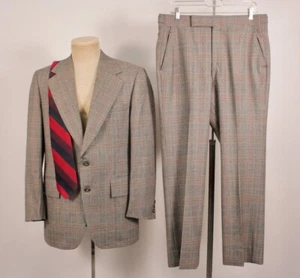 Mens VTG 70s 2 PC Grey & Red Plaid Fine Wool Suit W Tie Sz M 1970s - Picture 1 of 17