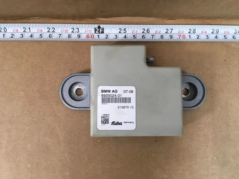 BMW 328XI E65 2006-2008 antena de audio módulo de control informático 693502401 OEM. Foto 1 de 4