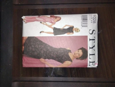 VTG Style Pattern 1028- sz 8-10-12-14-16-18 UNCUT fitted dress neckline seams - Image 1 of 2