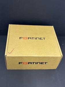 Fortinet FortiAP 431G Access Point wireless tri banda - Bianco (FAP-431G-A) NUOVO - Foto 1 di 10