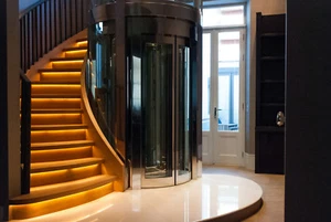 Oak bespoke banister and handrail,stair - Picture 1 of 12