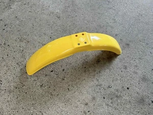 Guardabarros delantero Suzuki RM 125 250 370 1976 1977 moldeado por inyección amarillo - Imagen 1 de 4
