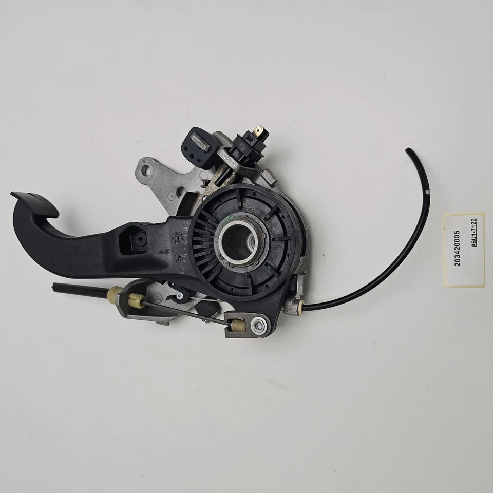 Conjunto de pedal de freno de emergencia Mercedes-Benz E350 2007-2009 203420005 Foto 1 de 4