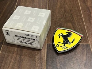 Genuine Ferrari 599 GTB GTO enamelled wing shield badge new boxed 68578900 - Picture 1 of 8