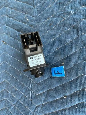 2001-2004 Chrysler 300M Ignition Barrel Switch Mopar 04760844AC OEM #55MC - Image 1 of 4