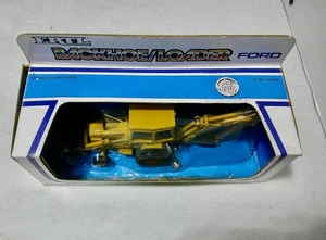 Vintage 1/32 Ertl Ford 555A loader/backhoe in the box. - Picture 1 of 11