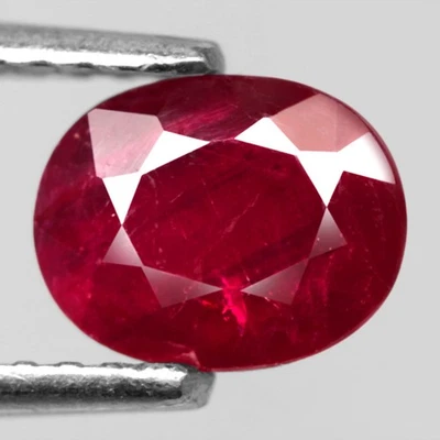 1.04Ct. Natural Gemstone Ruby Top Red Oval Madagascar Beautiful Sparkles Color! - Image 1 of 4