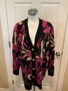 Chloe Kristyn Black & Purple Floral Knit Oversized Cardigan, Size XXL - Bild 1 von 7