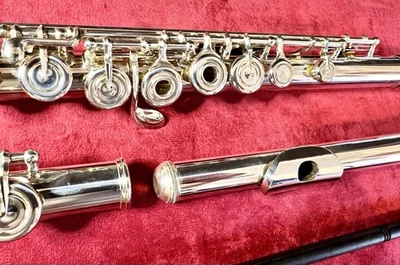 Yamaha  YFL 262 Open Hole Flute 🔥 Gorgeous 🔥 Offset G 🔥 Gorgeous 😎 - Image 1 of 4