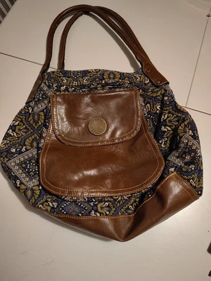 Bolso/bolso de sofá Access para alfombra en pana azul estampado con detalles de cuero Foto 1 de 4