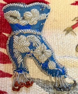 ANTIQUE IROQUOIS VICTORIAN ERA, Intricately Beaded 7" Pocket Boot Whimsy, Nice! - Picture 1 of 15
