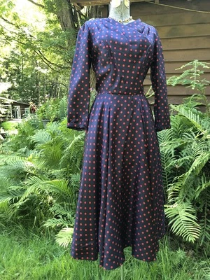 Vintage 1950’s Full Circle Swing Rockabilly Polka Dot Dress Lovely! 34-24-60 - Image 1 of 4