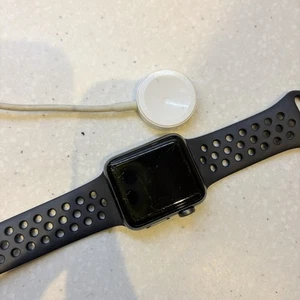 Apple Watch Nike Series 3 GPS + Cellular 38mm Space Grey / Black Nike Sport Band - Picture 1 of 8