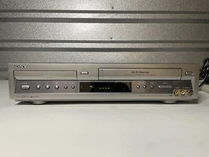 Sony SLV-D100 DVD VCR VHS Hi-Fi Stereo Recorder Player *No Remote, Tested* - Picture 1 of 8