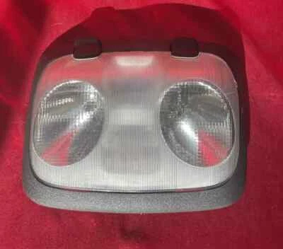 Mercury Grand Marquis 2003 Ford Crown Victoria domo negro luz de cortesía Foto 1 de 4