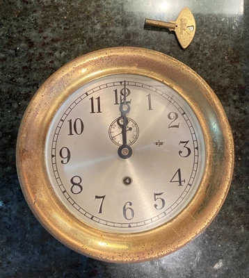 Reloj náutico vintage Chelsea Boston de latón para barco Foto 1 de 4