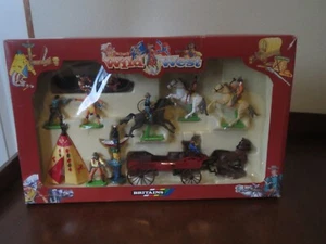 Britains Deetail #7421 Buck Wagon Action Set - MIB with some box damage 1996 - Picture 1 of 8
