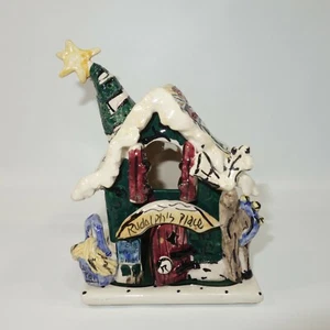 Heather Goldminc Rudolph's Place Candle House CL20007 Blue Sky Christmas - Imagen 1 de 12