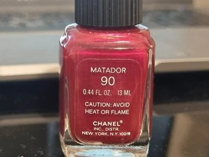Chanel Le Vernis Nail Colour 90 Matador - Picture 1 of 3