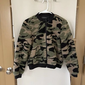 Rock & Republic Women's Small Camo Camoflauge Fleece Full Zip Up Jacket - Picture 1 of 7