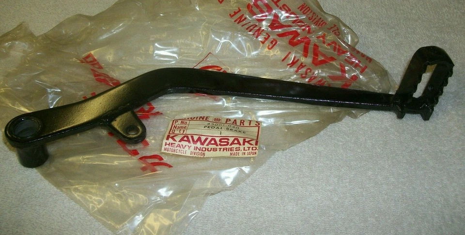 НОВЫЙ ИЗ СТАРЫХ ЗАПАСОВ 72-75 KAWASAKI F9 350 БОЛЬШОЙ КЛАКСОН OEM ДОПОЛНИТЕЛЬНАЯ ЛЕВАЯ ПЕДАЛЬ ТОРМОЗА LH 43001-040 - Изображение 1 из 1