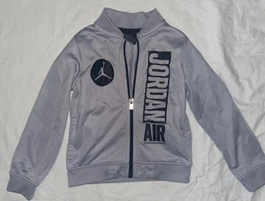 Air Jordan Gray Boy Crewneck Sweater - Picture 1 of 4