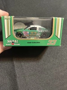 33 Ken Schrader 1997 Skoal Bandit Racing Chevrolet Monte Carlo 1:64 Scale Revell - Picture 1 of 5