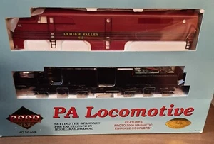 Proto 2000 No. 21679 HO Scale Lehigh Valley Railroad Diesel Locomotive LV #611 - Picture 1 of 4