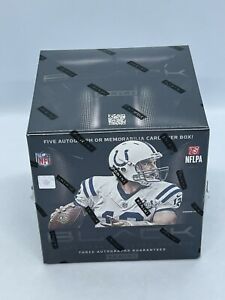 (1) SEALED 2013 Panini BLACK NFL Football Hobby Box 5 Autos or MEM PER BOX