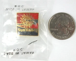 vintage Sun Valley Ski Resort Souvenir Pinback Pin Lapel Badge signed GMWS NIP - Picture 1 of 4