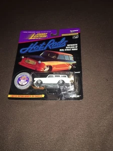 Johnny Lightning Hot Rods Rumblur White Lightning - Bild 1 von 10