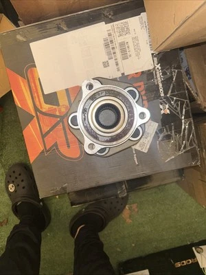 Conjunto de cojinete de cubo de rueda trasero izquierdo o derecho para Tesla para 2017-2019 AWD Foto 1 de 4