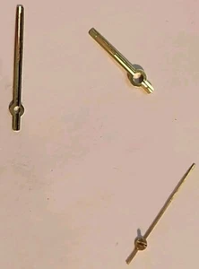 BULOVA ACCUTRON 2181 MOVEMENT THREE HANDS ONLY - Picture 1 of 2