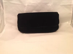 Cartera sin asas vintage de terciopelo negro con cierre a presión para damas muy buen estado - Imagen 1 de 9