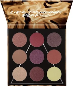 essence | FIRE Eyeshadow Palette | 9 Blendable Warm-toned Shades - Picture 1 of 6