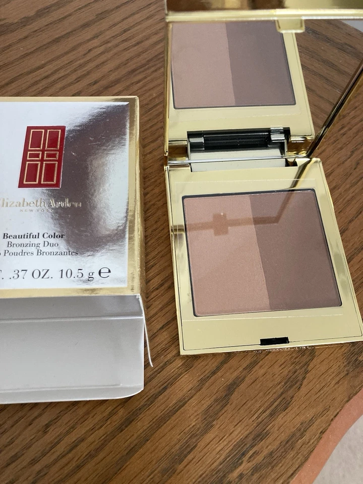 NEW Elizabeth Arden Beautiful Color Bronzing Duo BRONZE BEAUTY w Kabuki Brush - Image 1 of 3