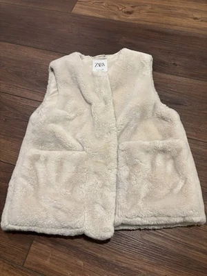 Zara Faux Fur Girls Vest (Size 11/12) - Image 1 of 3