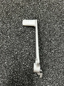 YAMAHA YZF R6 REAR BRAKE PEDAL 2001 2002 - Picture 1 of 4