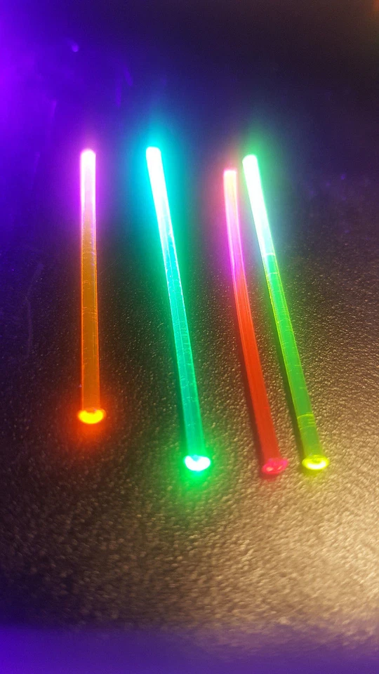 Pistola de fibra óptica fluorescente de 1,5 mm/060 pulgadas de alta visibilidad 4x varillas de 1 1/2"  Foto 1 de 4