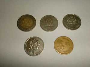 LOTE DE 5 MONEDAS MARRUECOS ANTIGUAS Y NUEVAS - 5 DM+1 DRIHAM X 3+20 SANTIMAT-1987-2016 - Imagen 1 de 4