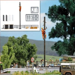 HO 1:87 Busch # 7837 - Pole Climber w/ Pole & Accessories Miniature Scene - Picture 1 of 1