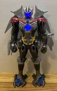 Modellino Bandai Power Rangers Megazord 17" con Ranger Rosso - Luci e Suoni 2016 - Foto 1 di 18